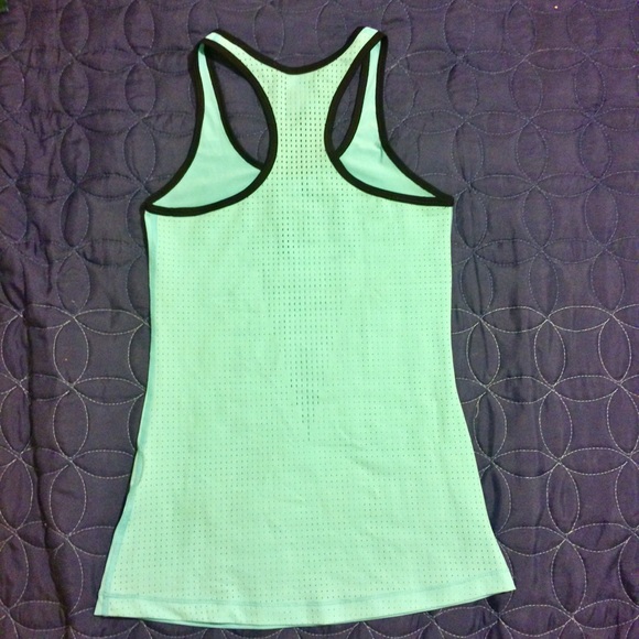 Nike Pro Hypercool 2.0 Tank (Women's) in Blue - Picture 4 of 5